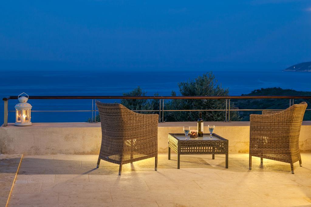 Olivia'S Villas Of Luxury Kalivia  Eksteriør billede