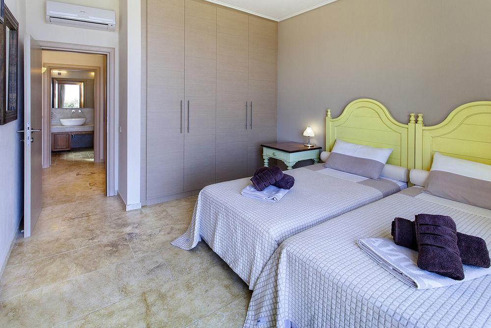 Olivia'S Villas Of Luxury Kalivia  Eksteriør billede