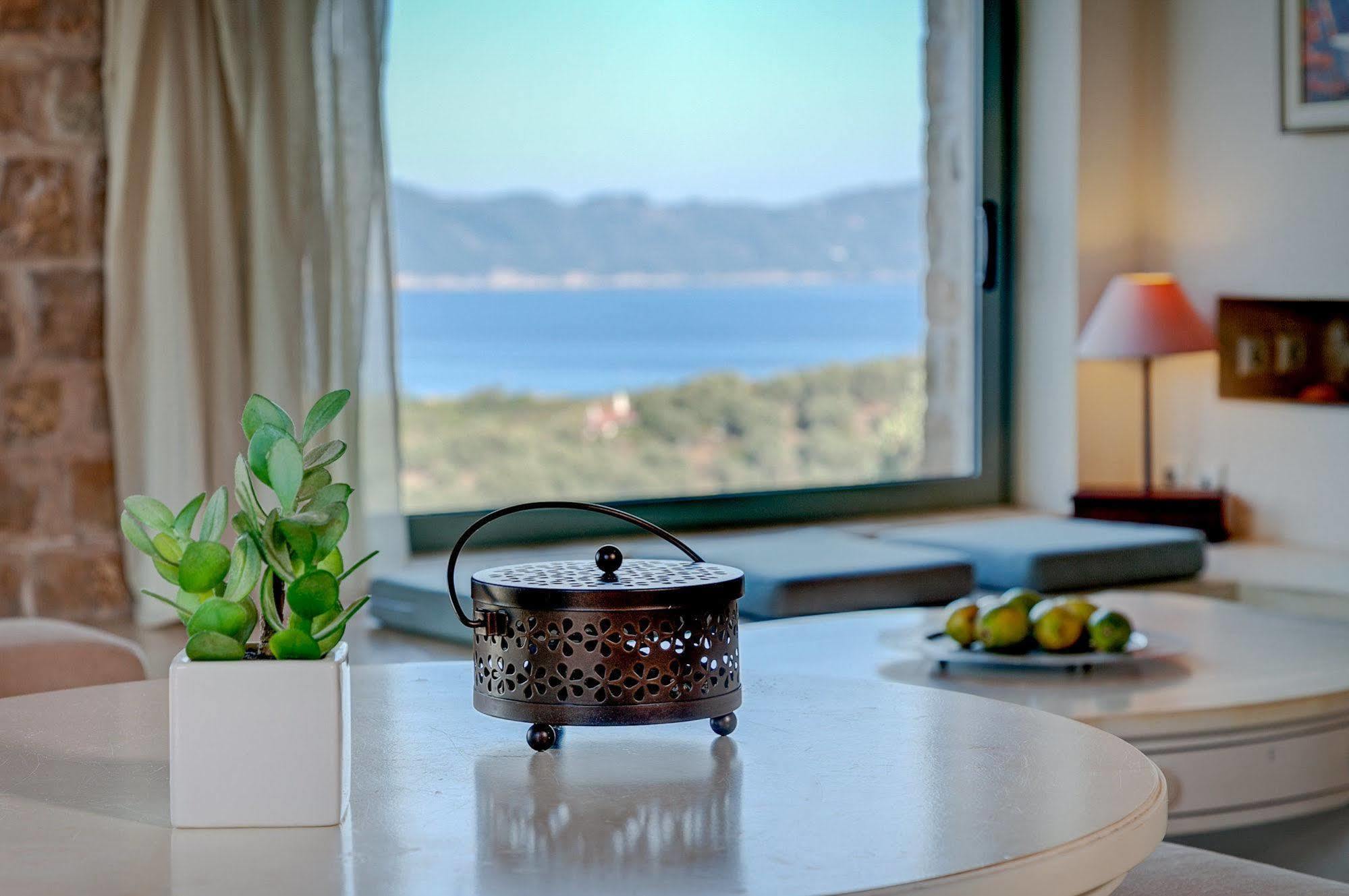 Olivia'S Villas Of Luxury Kalivia  Eksteriør billede
